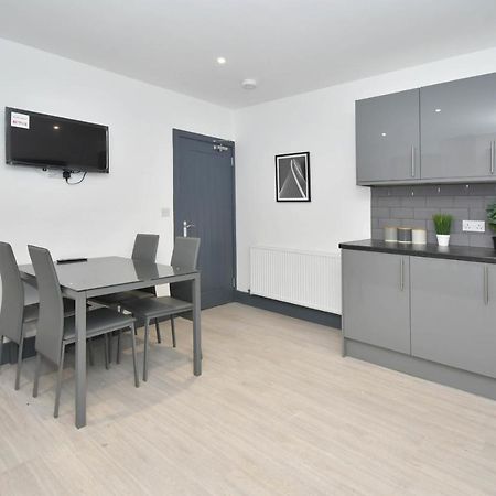Townhouse @ Princes Road Stoke Экстерьер фото