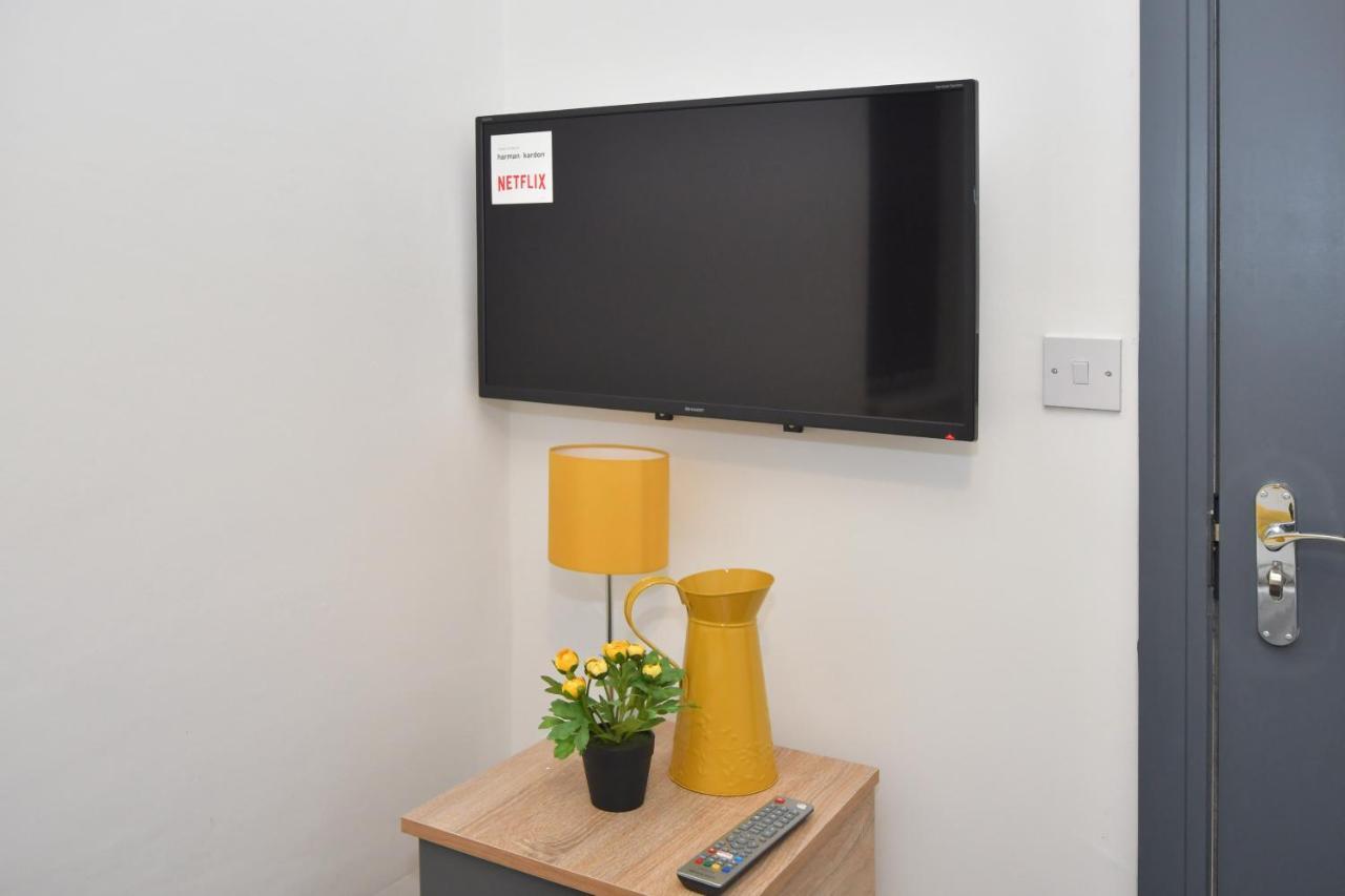 Townhouse @ Princes Road Stoke Экстерьер фото